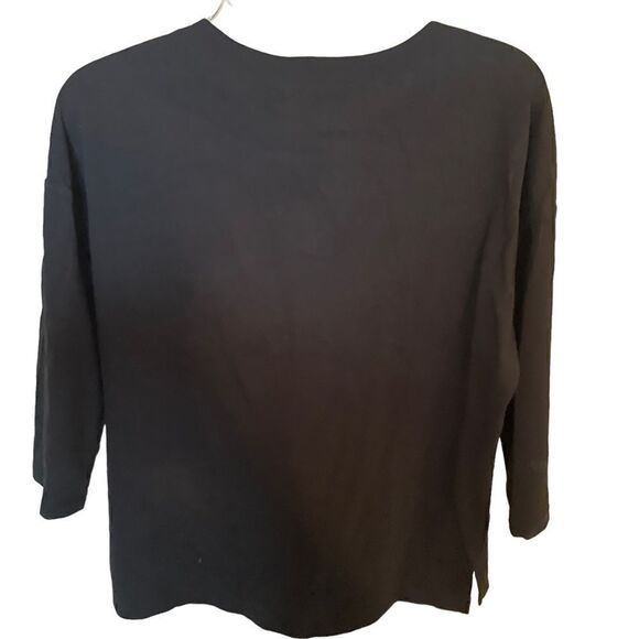 New unique top! Size Small - Picture 4 of 4